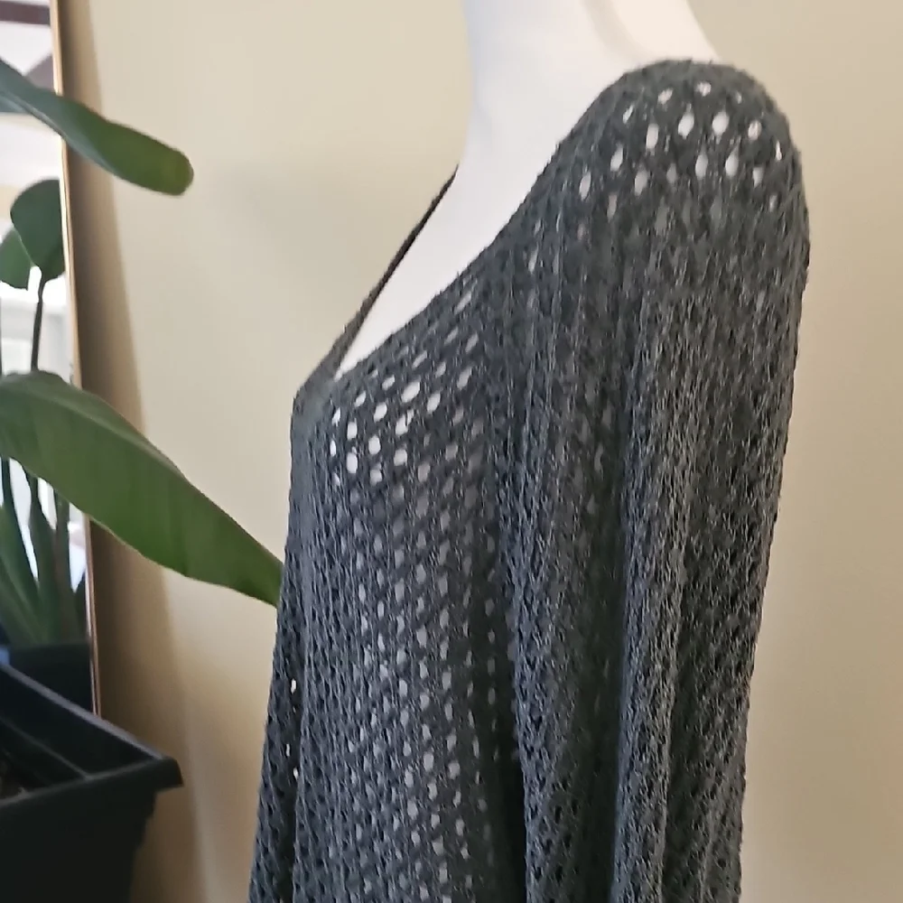 American Eagle Outfitters V-Neck Sweater - Dark Green - Picture 2 of 4